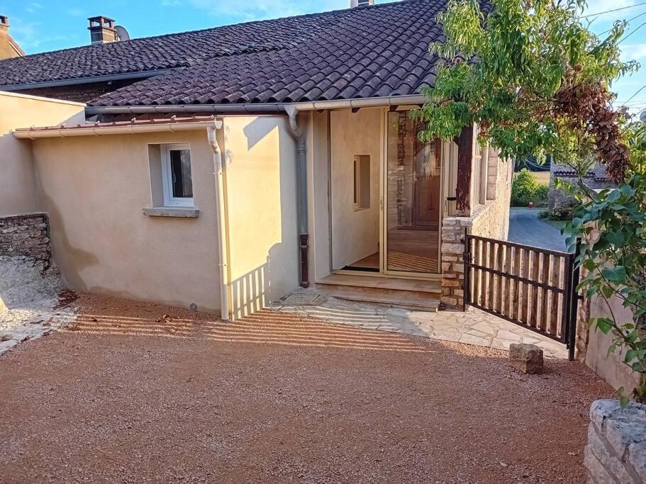 Petite Maison En Pierre Au Calme Avec Exterieur Montbellet Ngoại thất bức ảnh